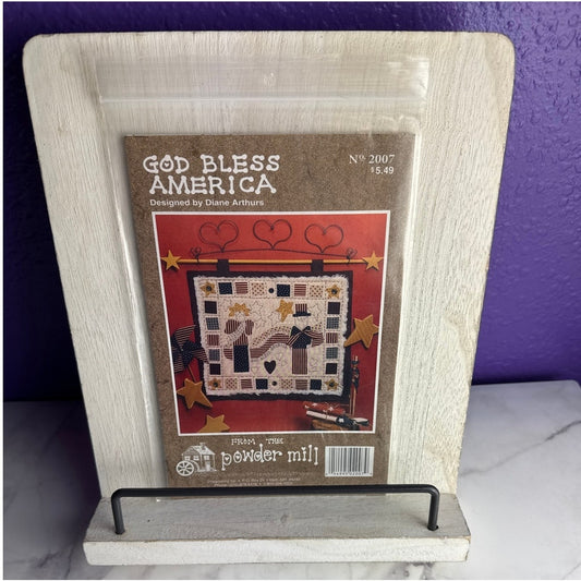 Vintage Diane Arthurs God Bless America Wall Hanging Pattern The Powder Mill 2007 Patriotic - Lane Creatives