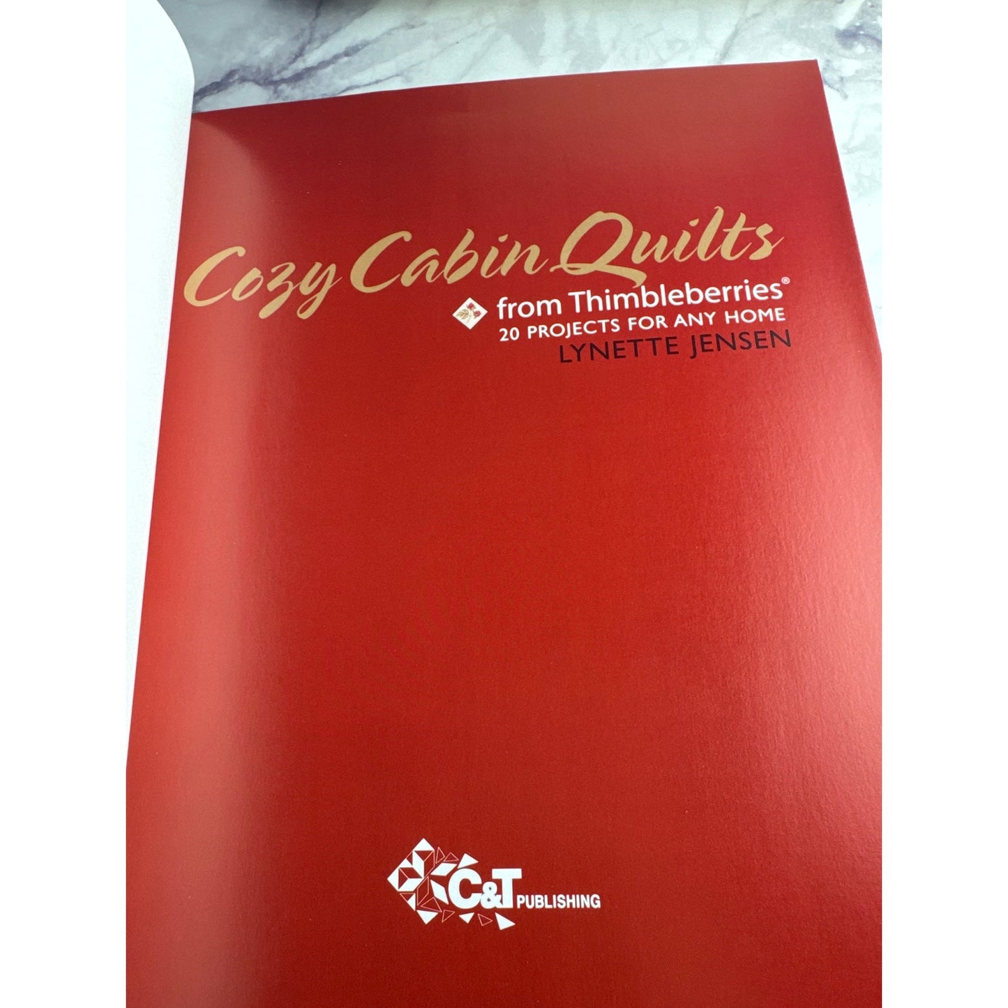 Cozy Cabin Quilts Thimbleberries Lynette Jensen 20 Projects Quilting Book