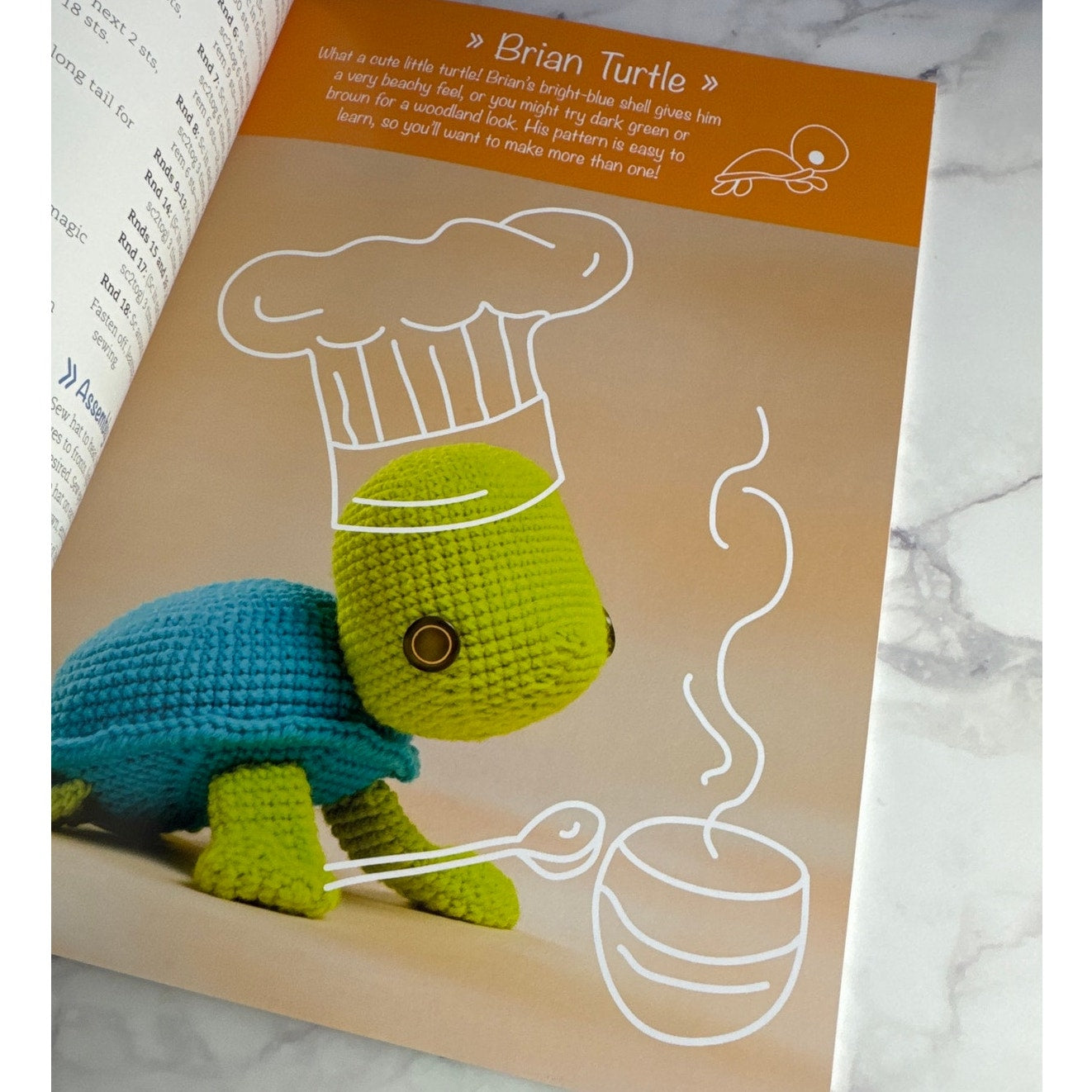 Huggable Amigurumi Crochet Pattern Book 18 Cute Cuddly Animal Softies Shannen Chua